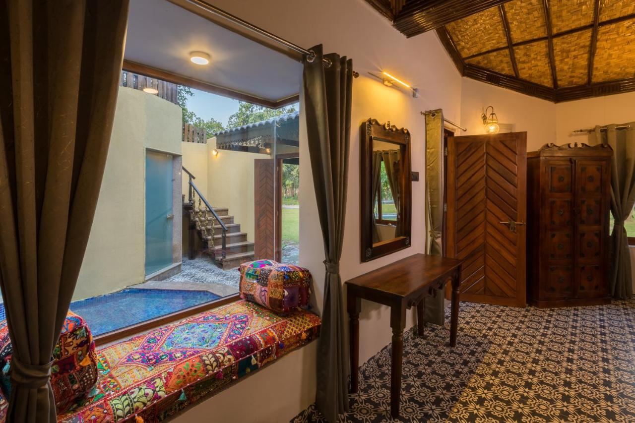 Hotel Sterling Padam Pench à Khawāsa Extérieur photo
