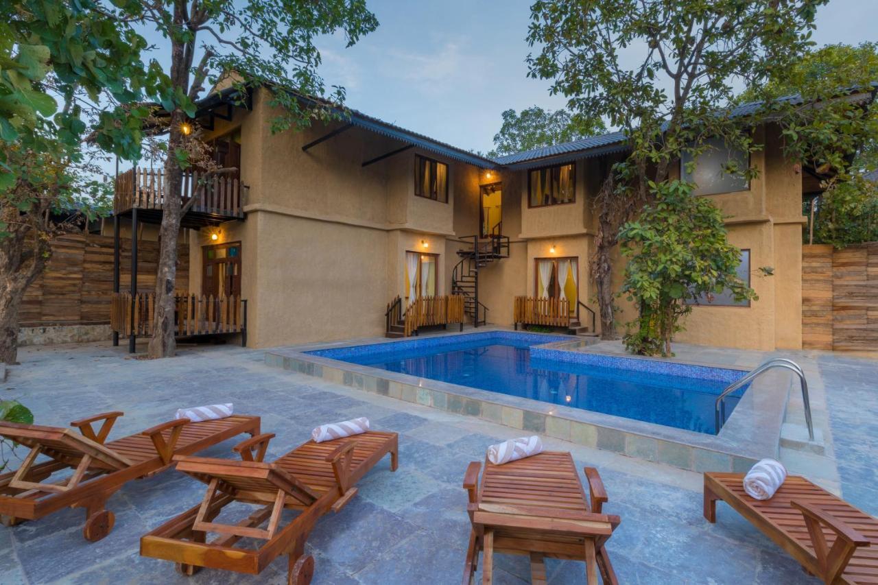Hotel Sterling Padam Pench à Khawāsa Extérieur photo