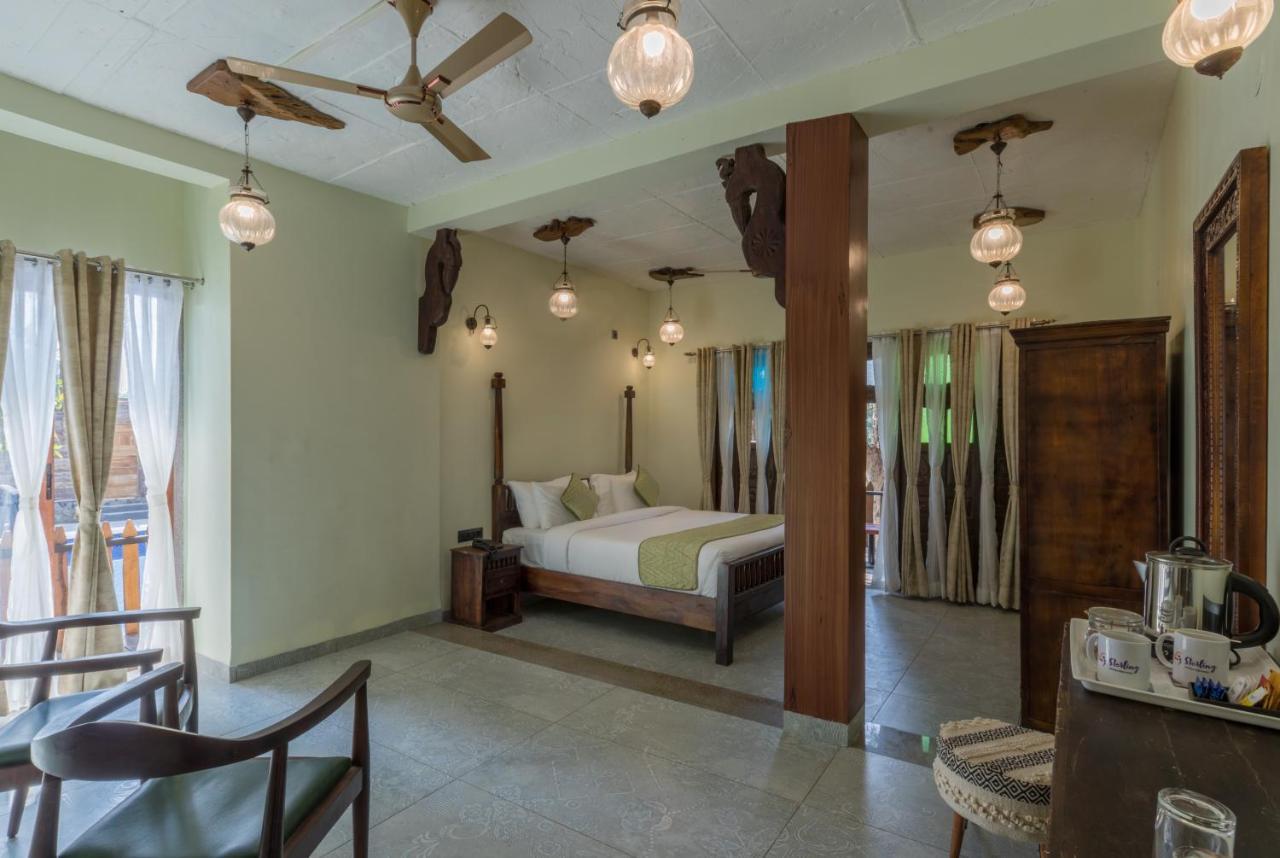 Hotel Sterling Padam Pench à Khawāsa Extérieur photo