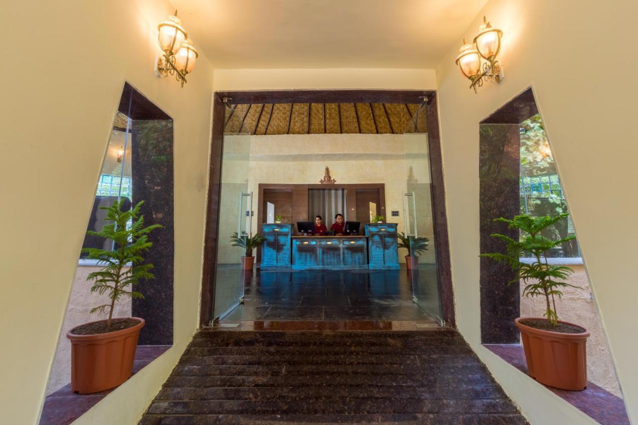 Hotel Sterling Padam Pench à Khawāsa Extérieur photo