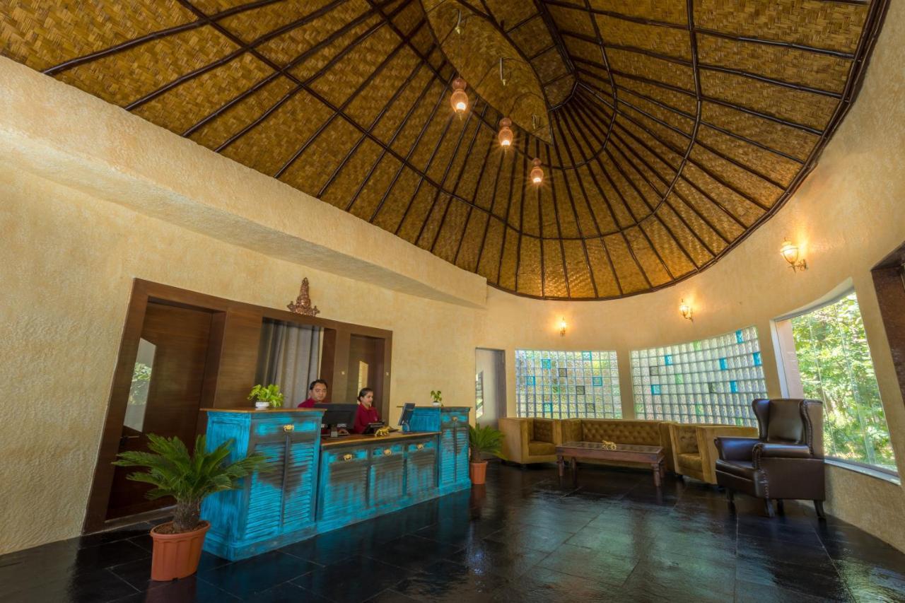 Hotel Sterling Padam Pench à Khawāsa Extérieur photo